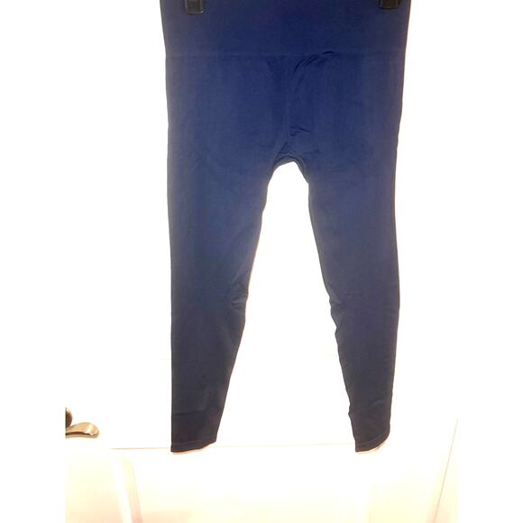 Gymshark Everyday Seamless Leggings - Picture 2 of 8